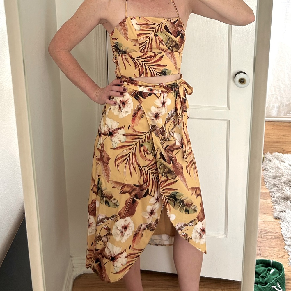 Need Supply Co Hawaiian Print Wrap Dress